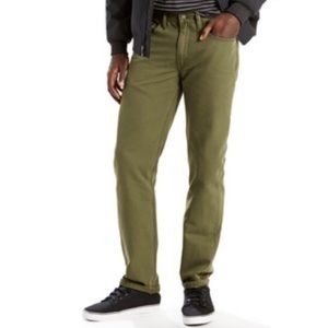 Levi’s 514 Straight Trousers